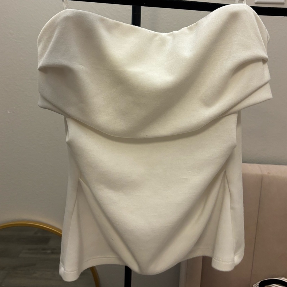 Elegant White Strapless Dress